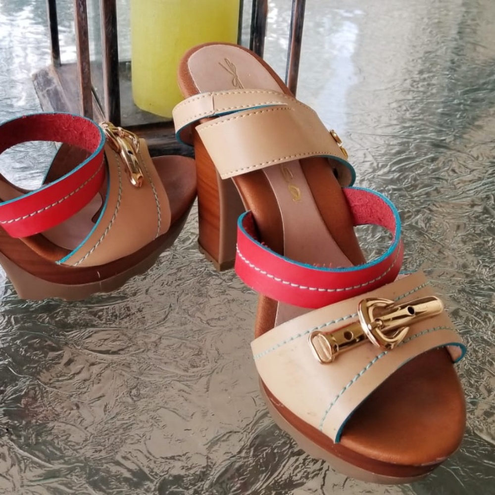 Shoes - Picture 1 of 2
